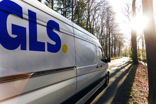 Urmărește coletul GLS în timp real cu numărul AWB – simplu și rapid prin Woot.ro